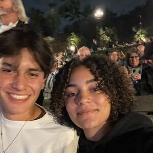 Meet your Posher, Itzeli